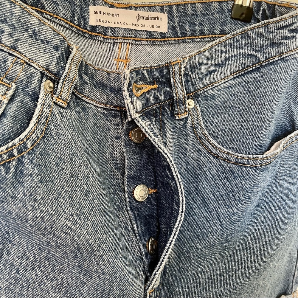 Stradivarius denim shorts (EU 36) - Picture 3 of 5